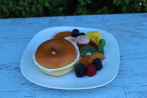 BAGEL AND FRUIT 625