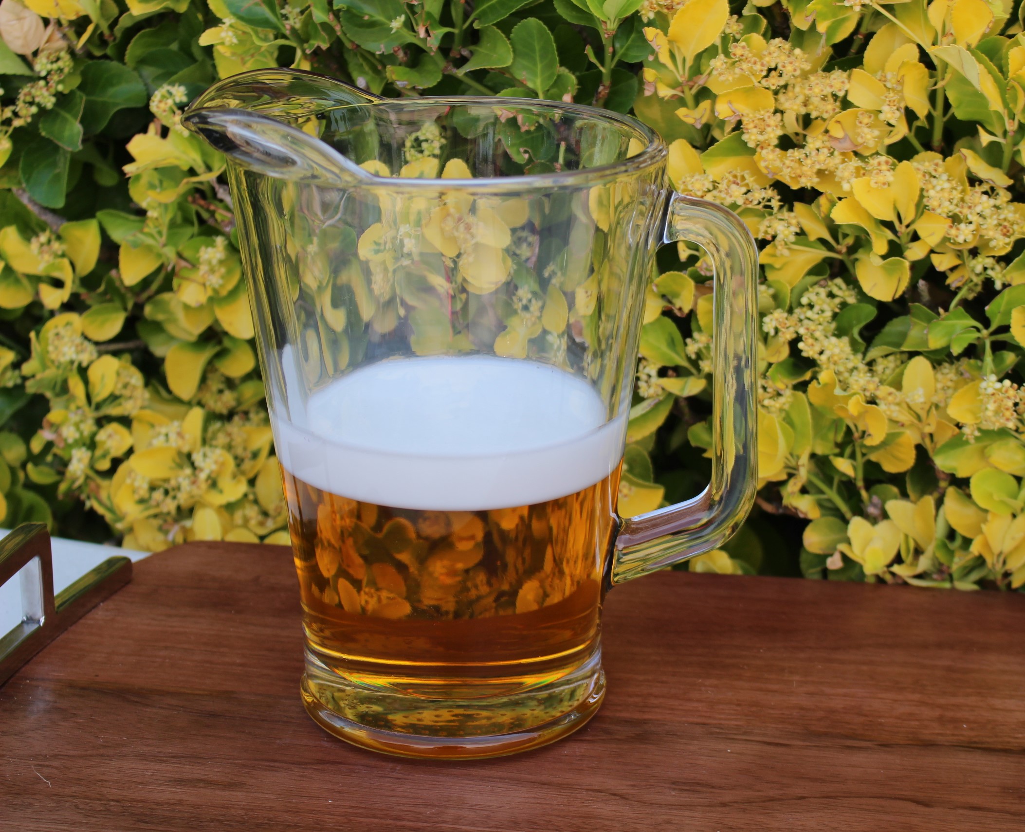 how-many-ounce-in-a-pitcher-of-beer-chesbrewco