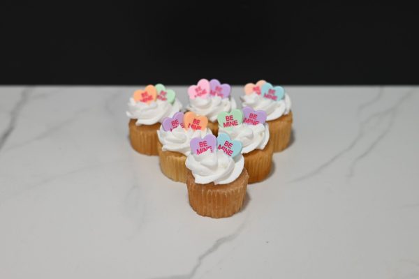 Mini Valentine Cupcakes 2